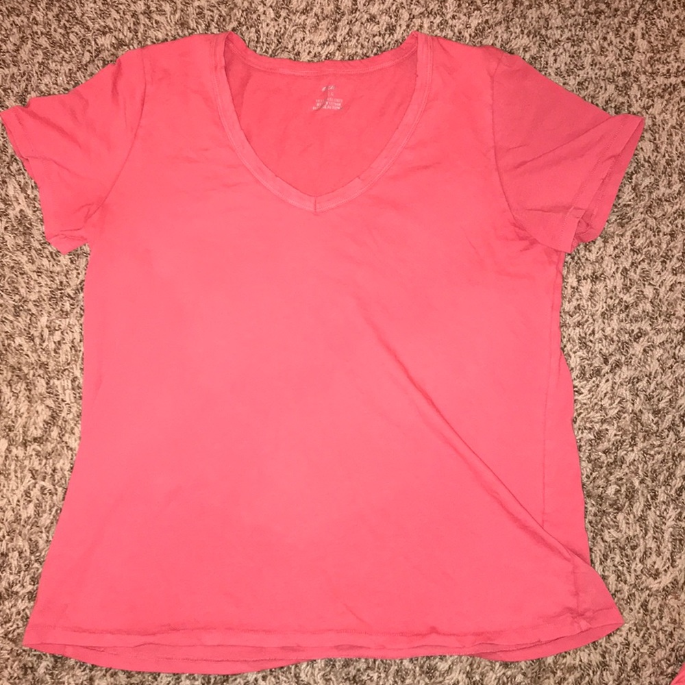 Aerie pink v neck t shirt